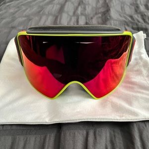 Anon m4 cylindrical snow goggle